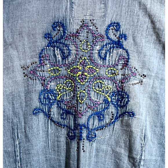 Maurices Premium Denim-Look Blouse Shirt Sz XXL Embellished Embroidery sparkly - Picture 1 of 3